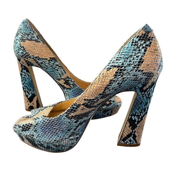 Gianni Bini sz 7.5 blue & cream snake embossed leather platform peep toe heels - Picture 4 of 16
